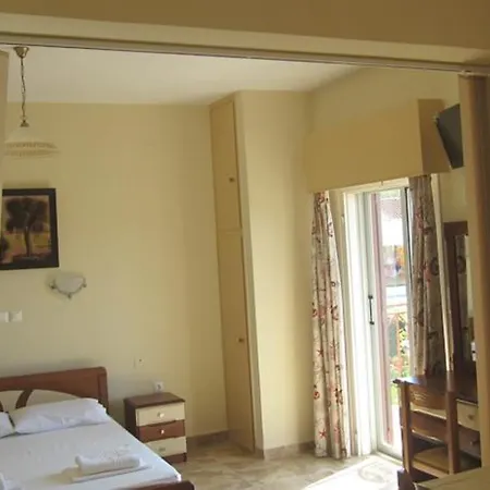 Lorenzo 2* Lassi (Kefalonia)