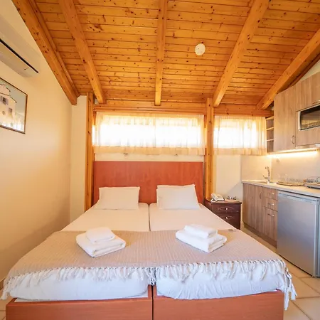 Lorenzo 2* Lassi (Kefalonia)